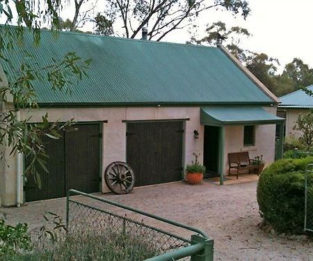 St Helen'S Cottages Clare Esterno foto